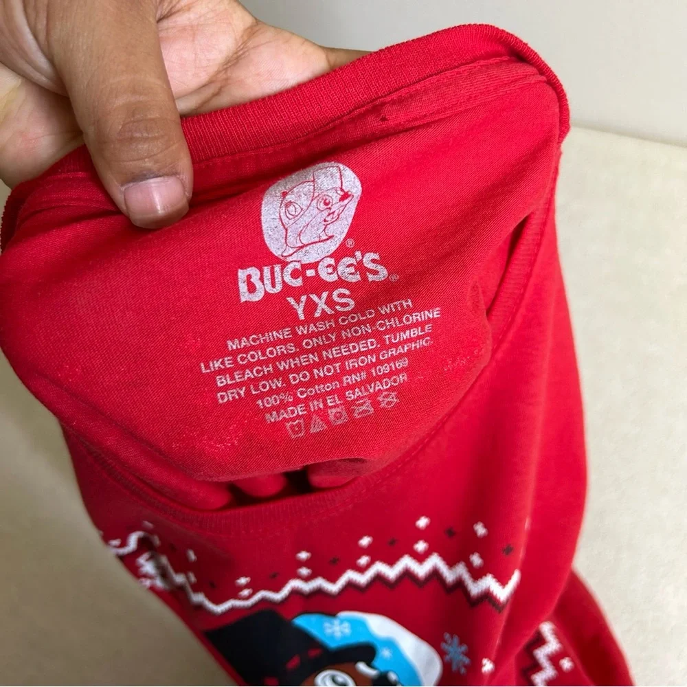 Buc-ee's Beaver Christmas Youth T-Shirt Worth Melting For Graphic Print Size YXS